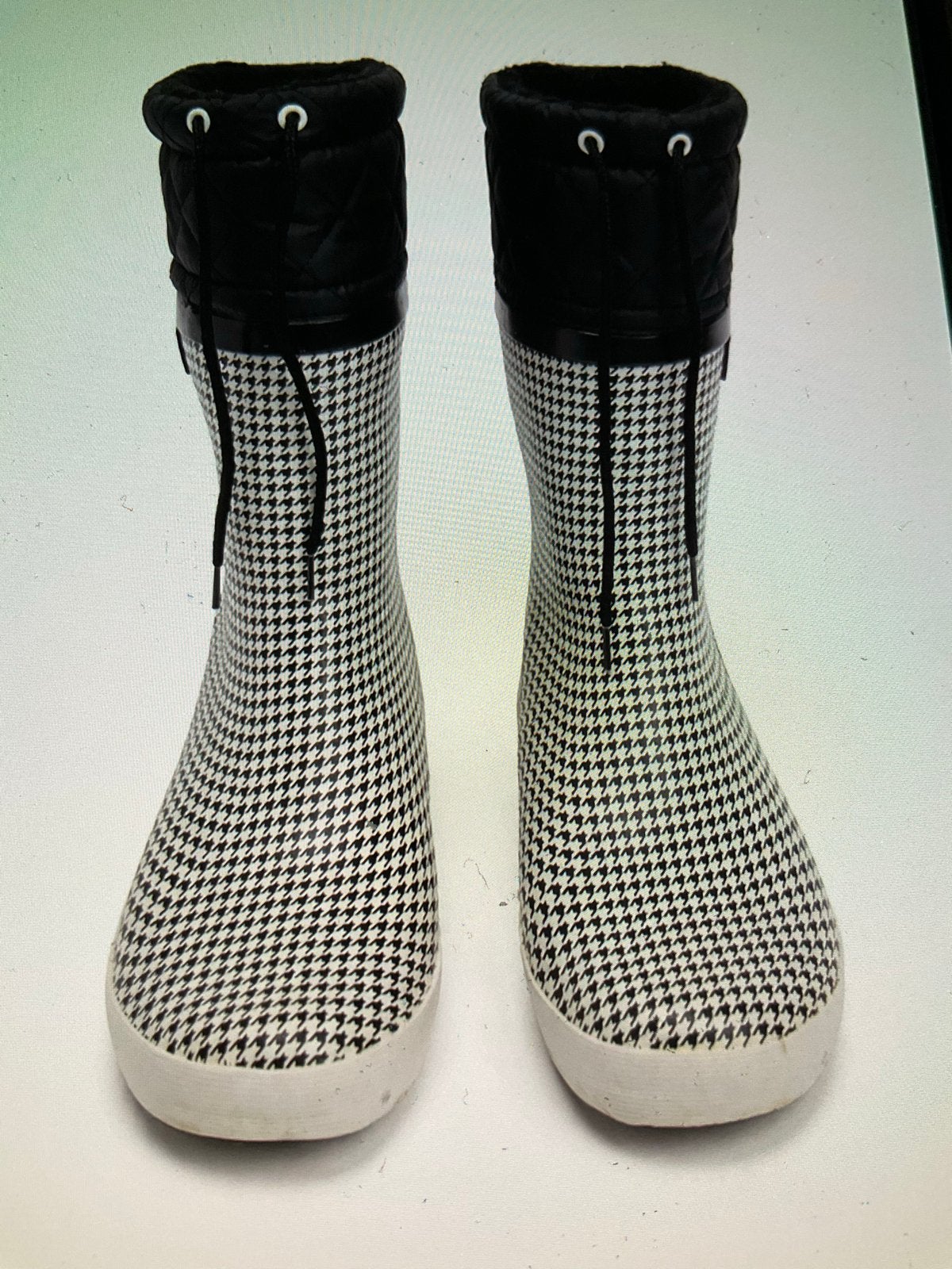 AIGLE  zwart-witte regenlaarzen met pied-de-poule print, Kleding | Dames, Zwart, Nieuw, Ophalen of Verzenden, Regenlaarzen