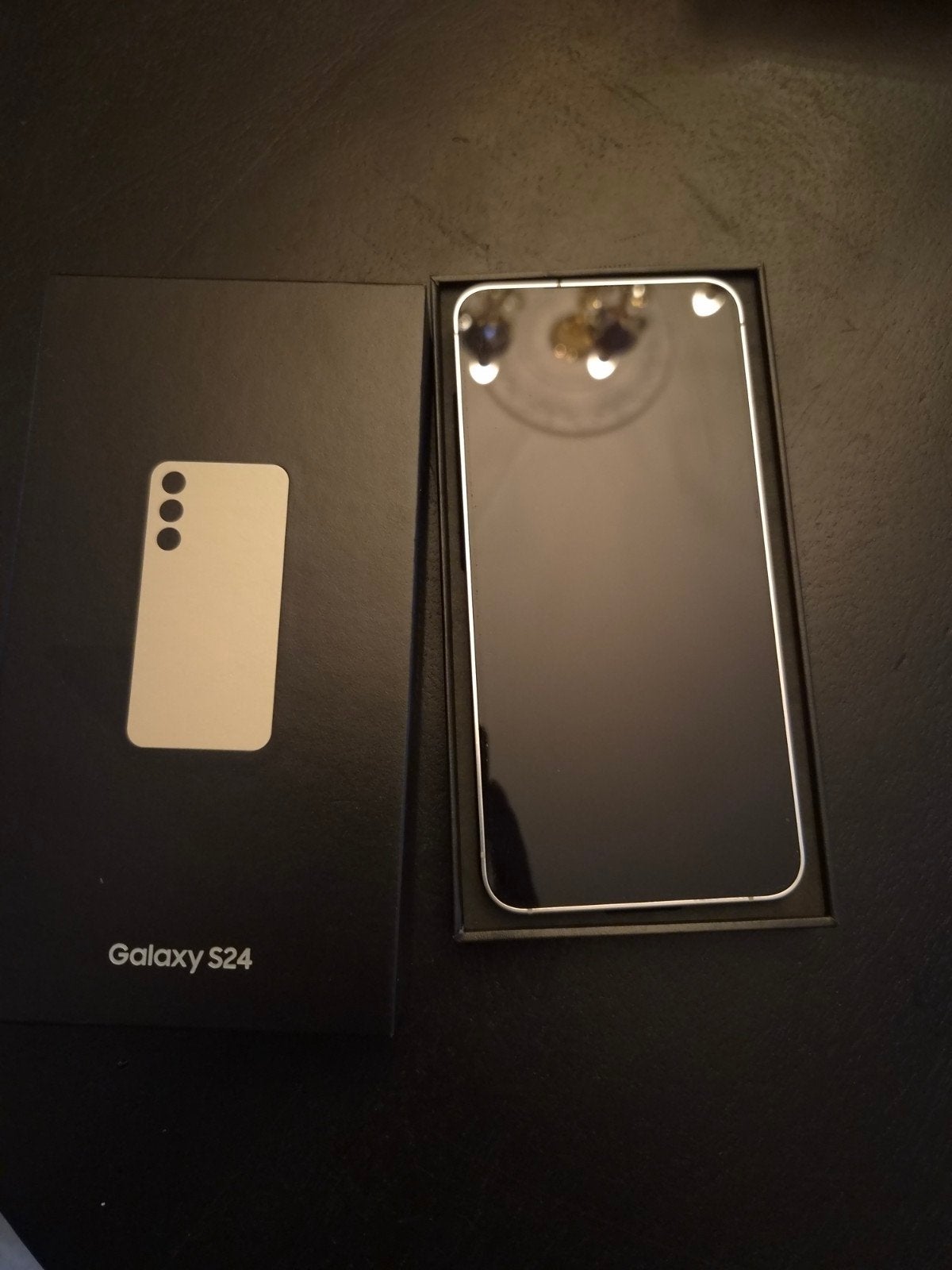 Samsung S24 128GB Amber Yellow - Zo goed als nieuw, Ophalen, Overige kleuren, Galaxy S24, Zo goed als nieuw
