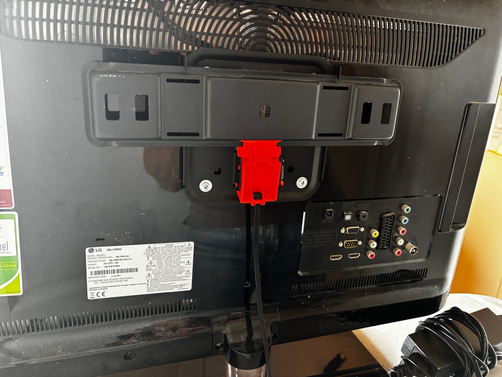 LG 26LV2500 TV met muurbeugel, Ophalen, 50 Hz, HD Ready (720p), LG
