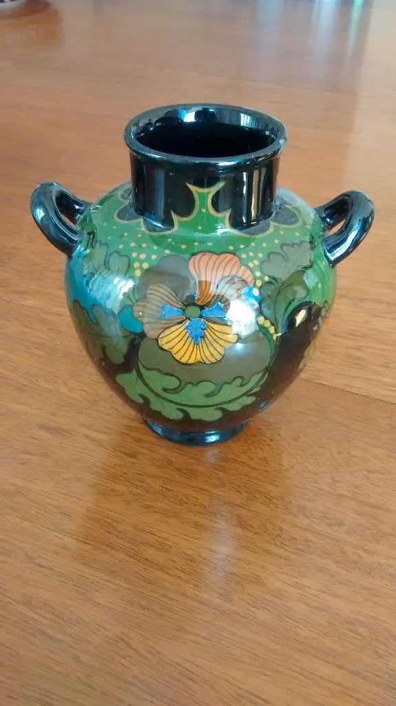Gouds plateel - Vaas met vioolmotief en twee oren, Antiek en Kunst, Ophalen of Verzenden