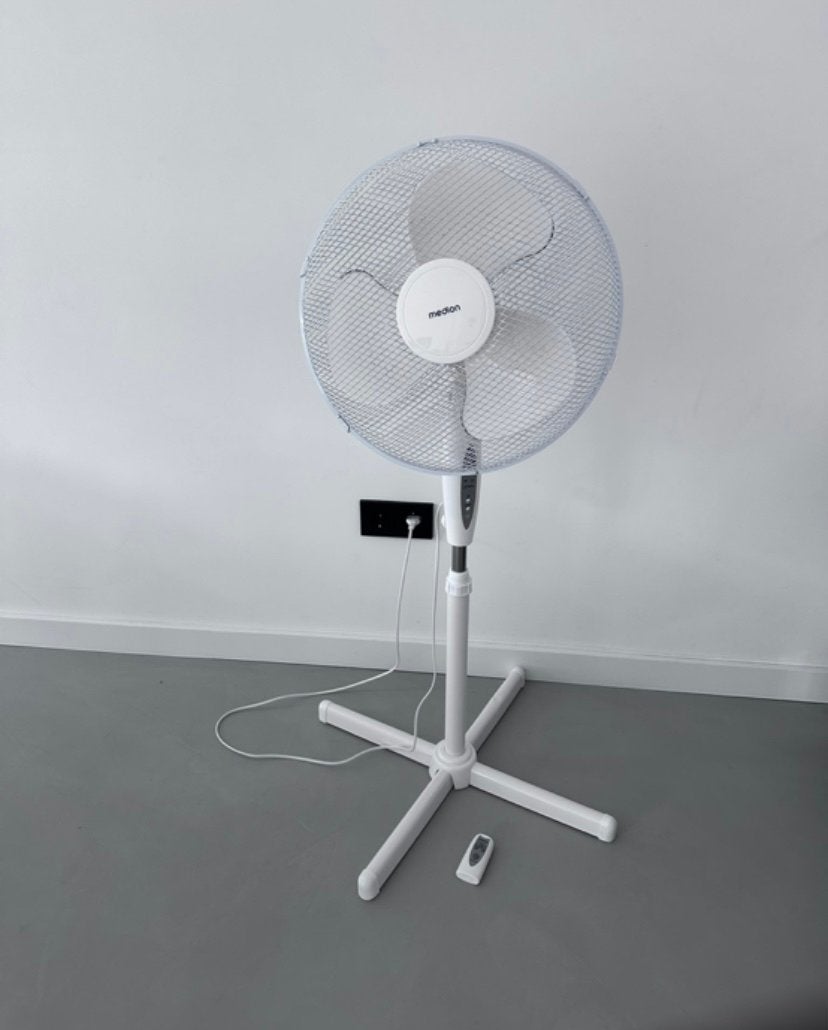 Medion LIFE E10 SF Statiefventilator met afstandsbediening, Ophalen of Verzenden, Ventilator met afstandsbediening, Zo goed als nieuw