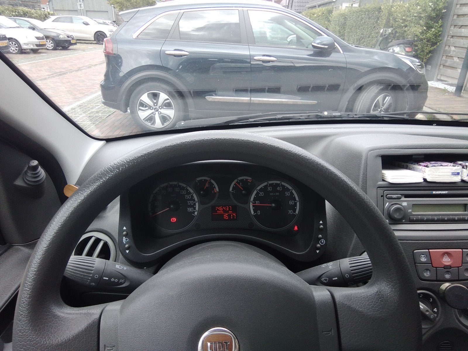 Fiat Panda 1.2 2011 Zwart Edizione Cool, Auto's, Stof, 1242 cc, Zwart, Origineel Nederlands