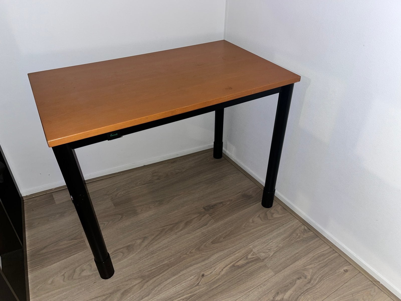 Desk, Ophalen, Zo goed als nieuw, Bruin, Hout