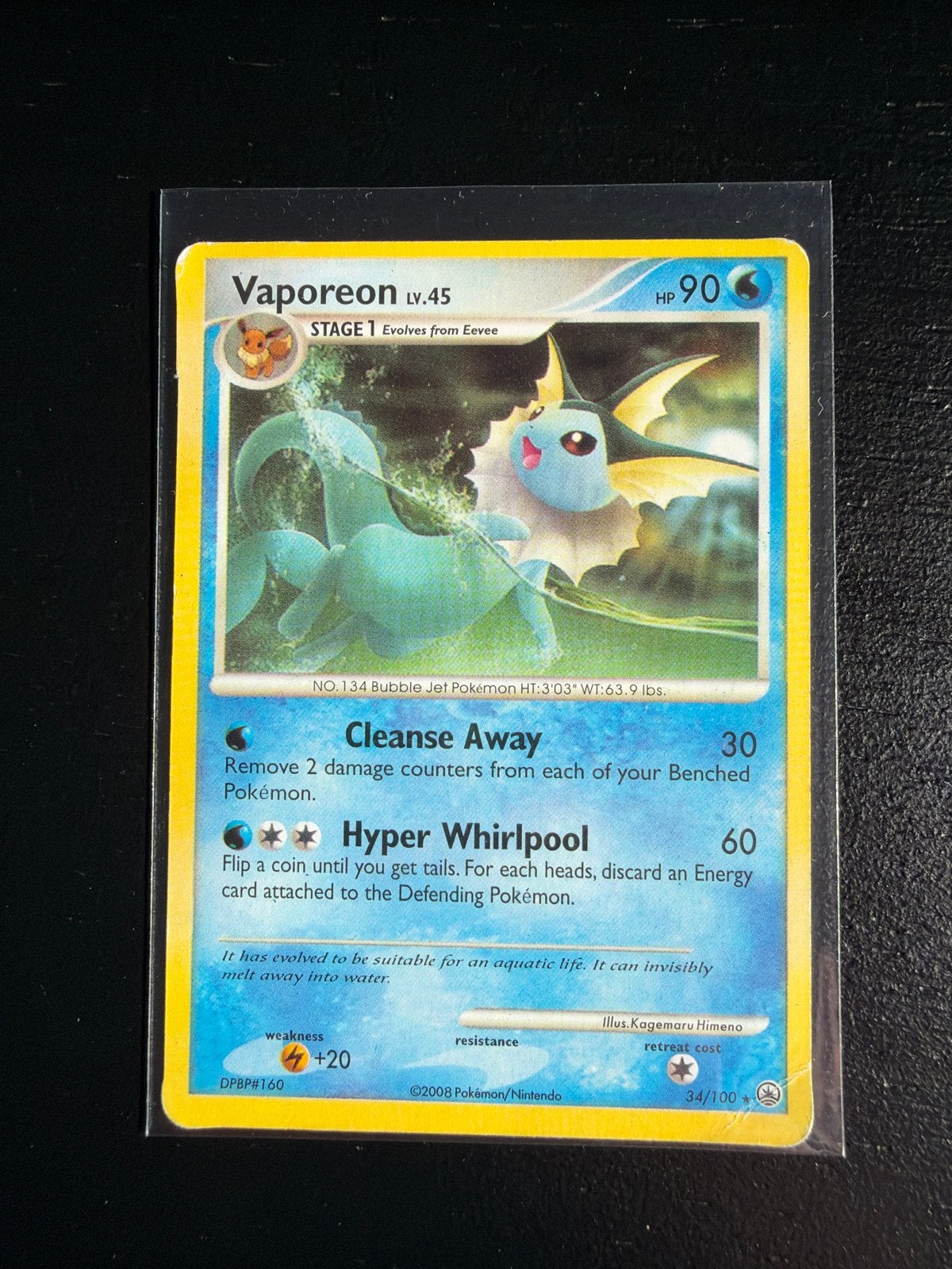 Vaporeon Lv.45 Pokémon kaart (2008), Ophalen of Verzenden, Zo goed als nieuw, Losse kaart