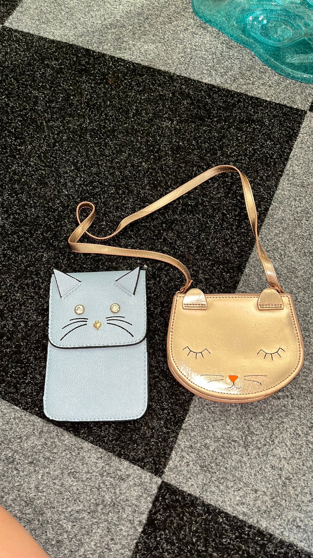 2 leuke katten tasjes, Ophalen, Zo goed als nieuw, Blauw