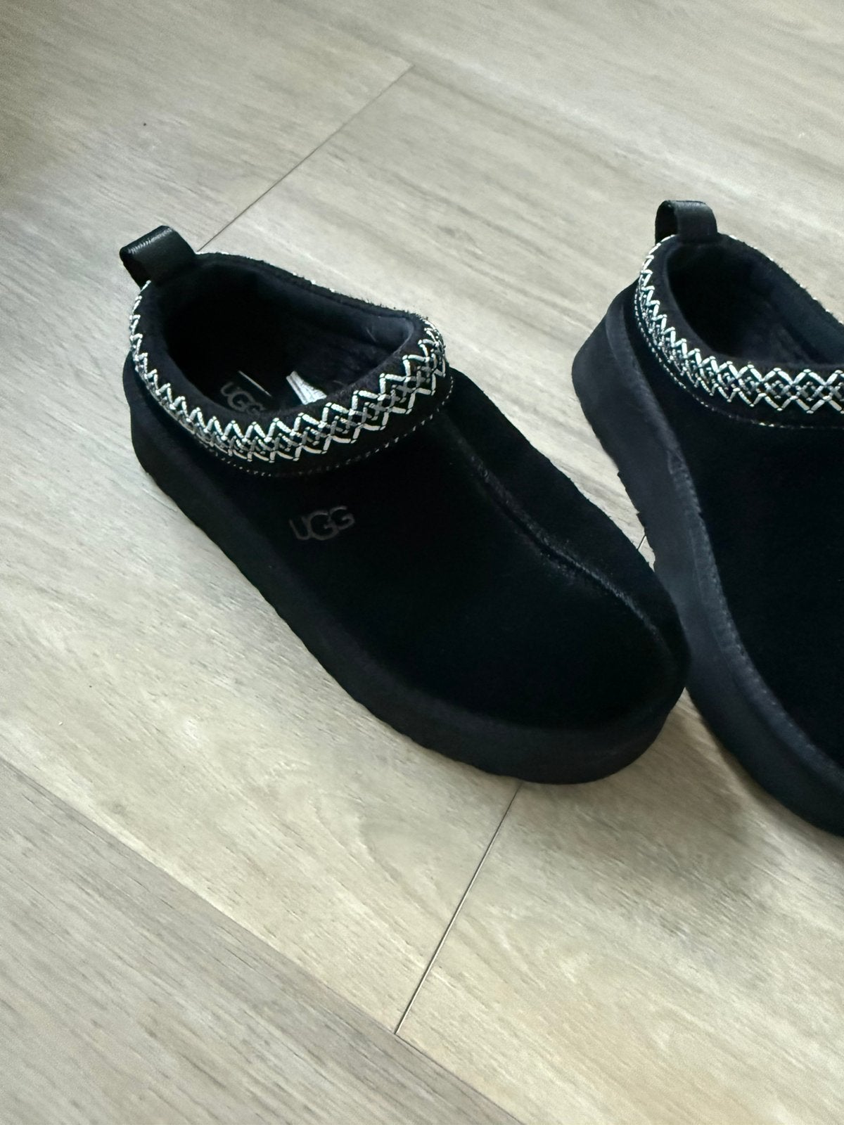 Uggs Tasman maat 38, Ophalen of Verzenden, Zo goed als nieuw, Bruin, Pantoffels of Sloffen
