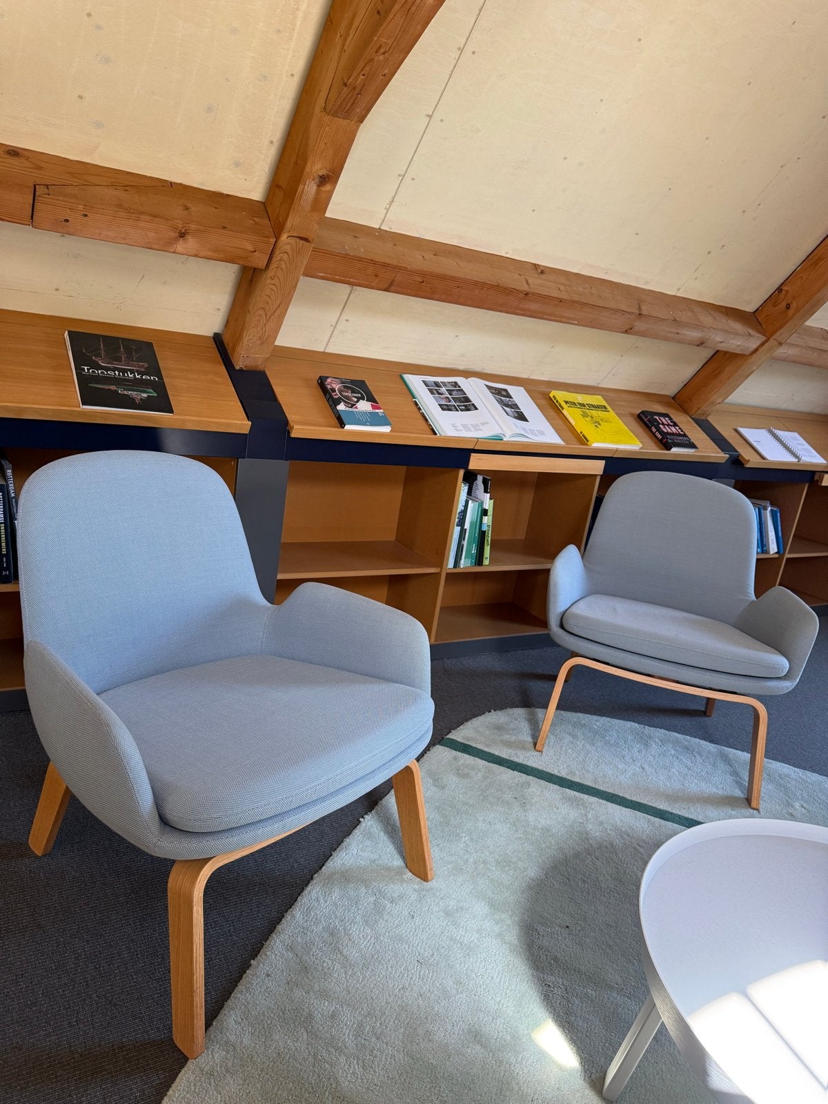 Normann Copenhagen Era Lounge Chair Low - Lichtblauw (2 stuk, Ophalen, Twee, Blauw, Zo goed als nieuw