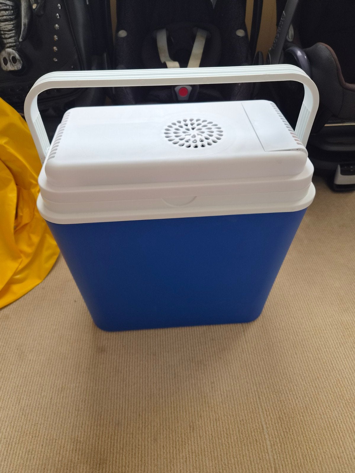 elektrische koelbox voor in de auto., Caravans en Kamperen, Koelboxen, Ophalen, Elektrisch