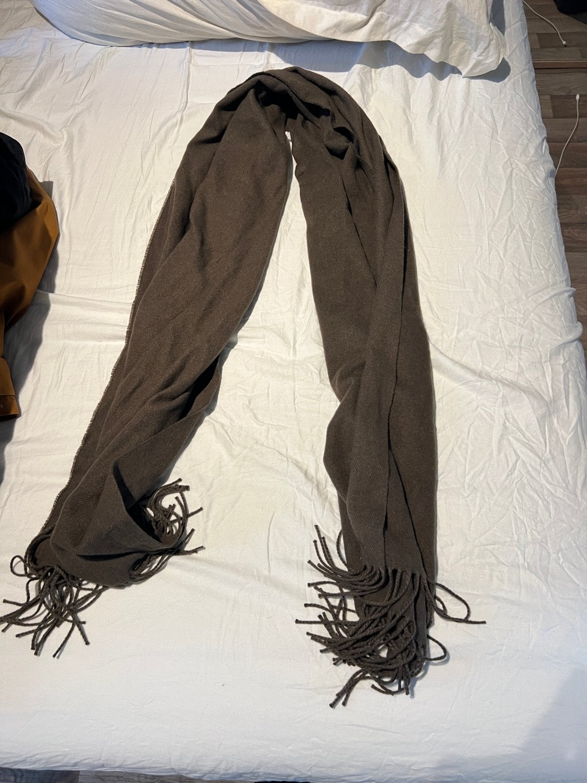Heerlijke zachte en warme sjaal van Zara, maat M, Ophalen of Verzenden, Gedragen, Maat 38/40 (M), Sjaal