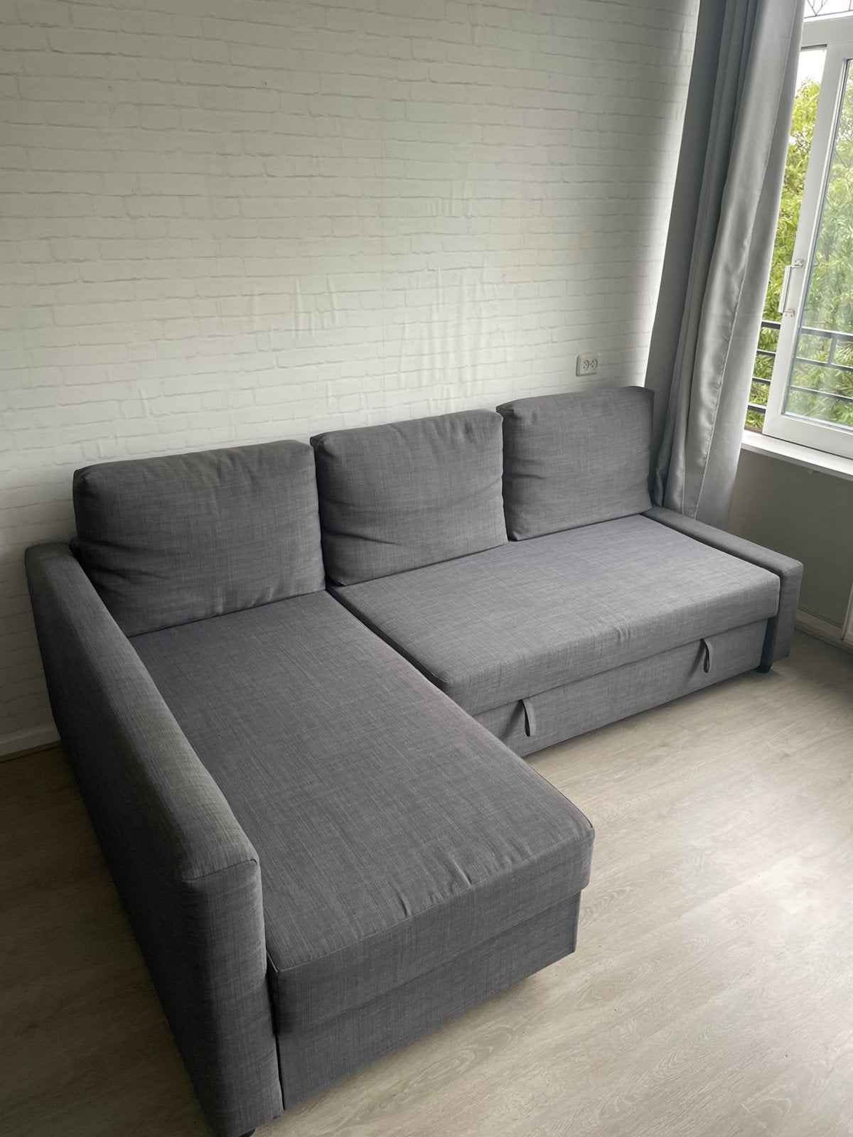 Ikea Frihetten Slaapbank / Sofa / Sleeper Couch with Storage, Huis en Inrichting, Ophalen, Zo goed als nieuw, Tweepersoons, Grijs