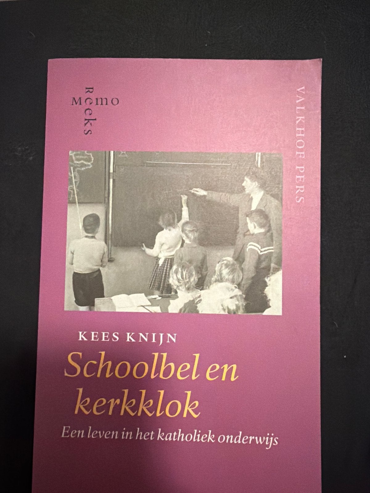Schoolbel en kerkklok - Kees Knijn (Katholiek Onderwijs), Ophalen, Zo goed als nieuw, Overige typen