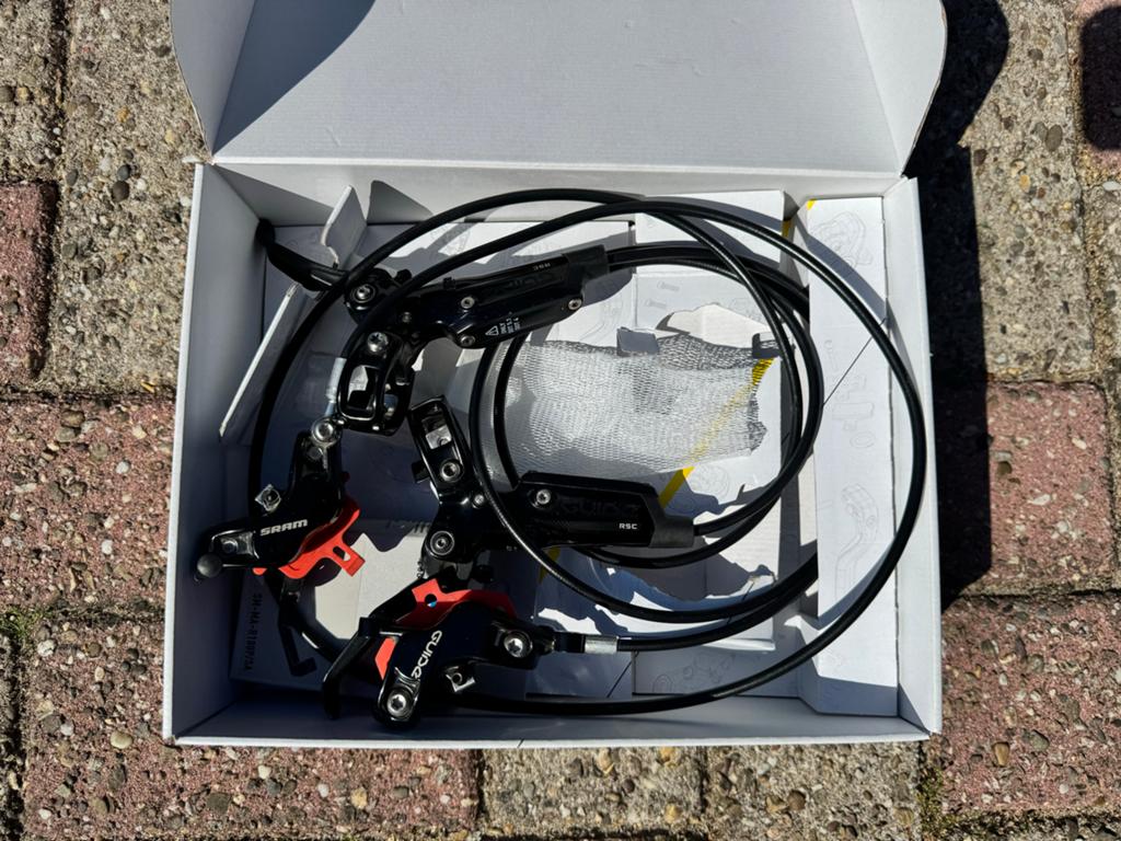 SRAM Guide RSC remset voor en achter, inclusief schijven, Ophalen, Remmen, Zo goed als nieuw, Aluminium