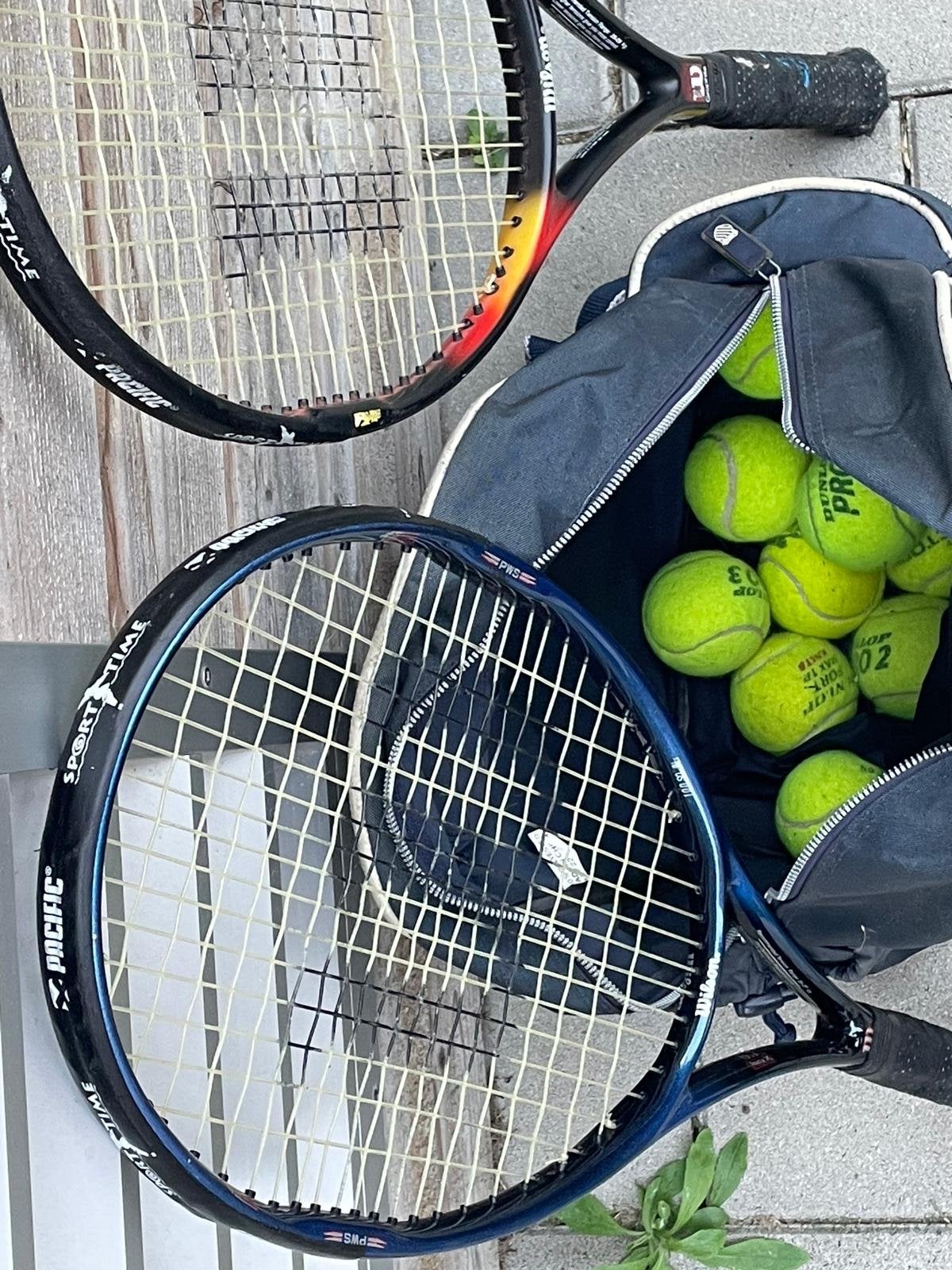 Tennis set: 2 rackets, tas en ballen, Ophalen, Gebruikt, Overige typen, Overige merken