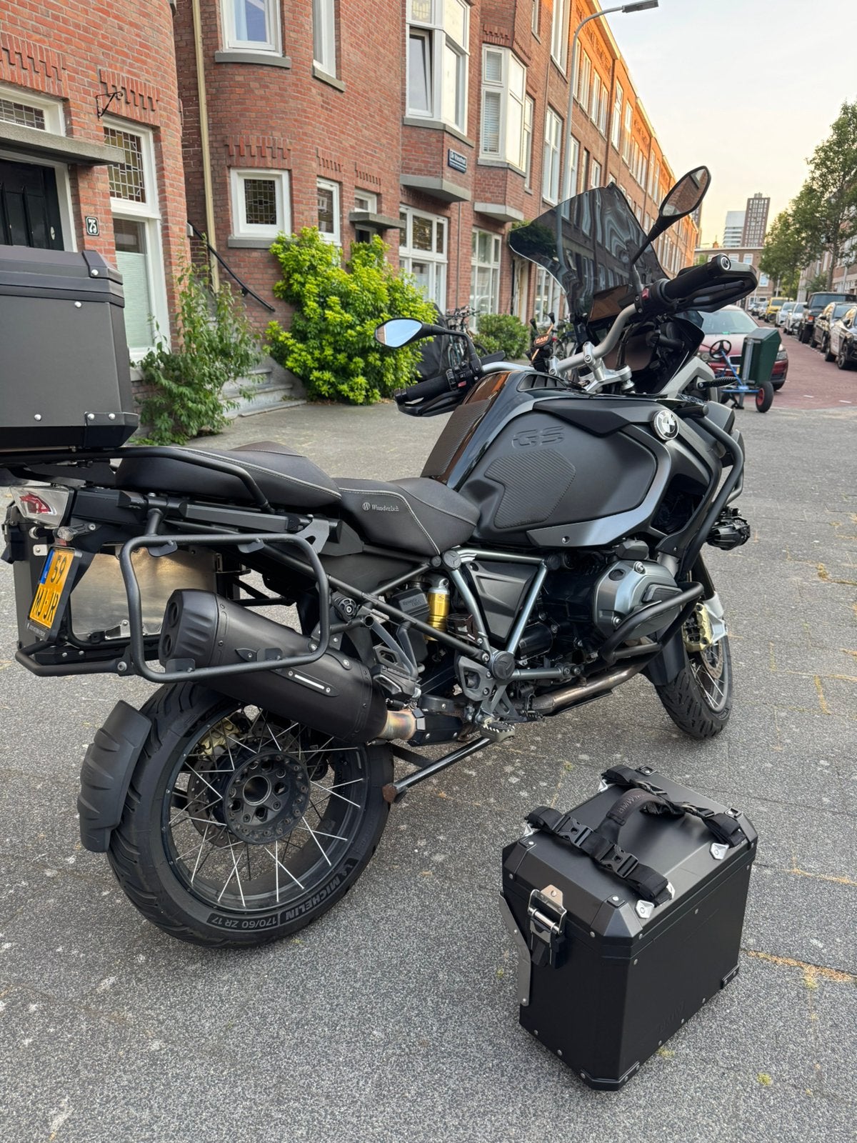 BMW R 1200 GSA (Adventure) 2018 Triple Black, 2 cilinders, Occasion, Motorrijbewijs A, Particulier