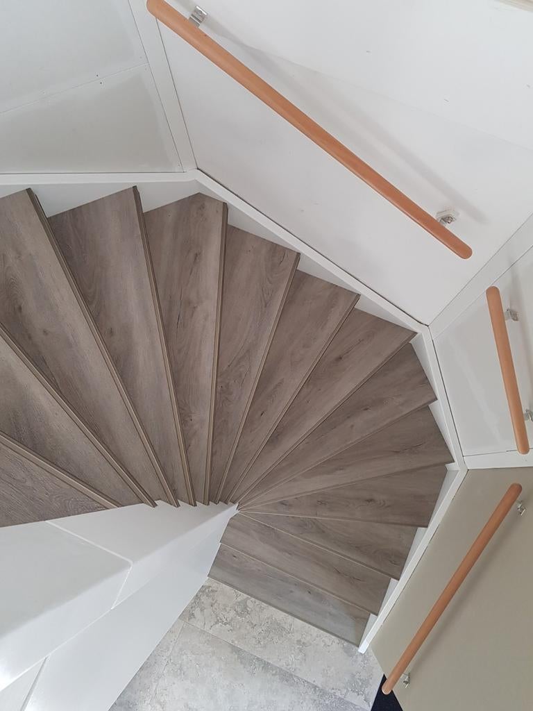 Trapleuningen hout 9 delen!, Ophalen of Verzenden, Minder dan 2 meter