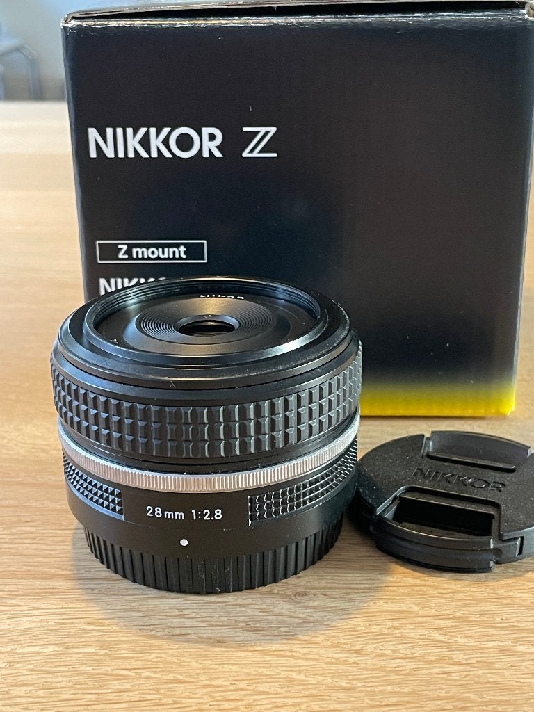 Nikon Nikkor 28mm f2.8 Special Edition Z mount, Ophalen, Nikon Z-mount, Nikon, Groothoeklens