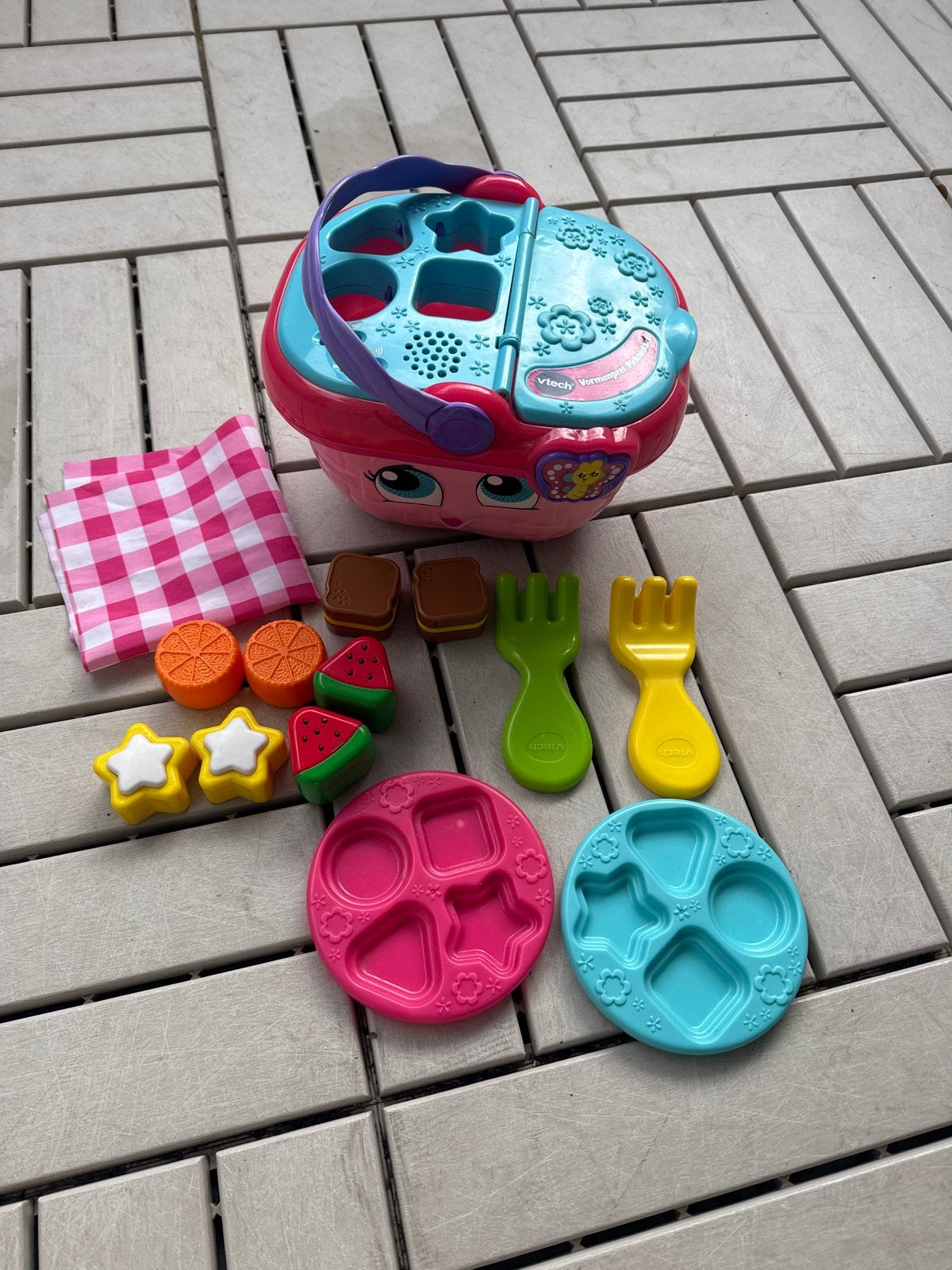 VTech Vormenpret Picknickset met accessoires, Ophalen of Verzenden, Gebruikt, Overige typen, Met geluid