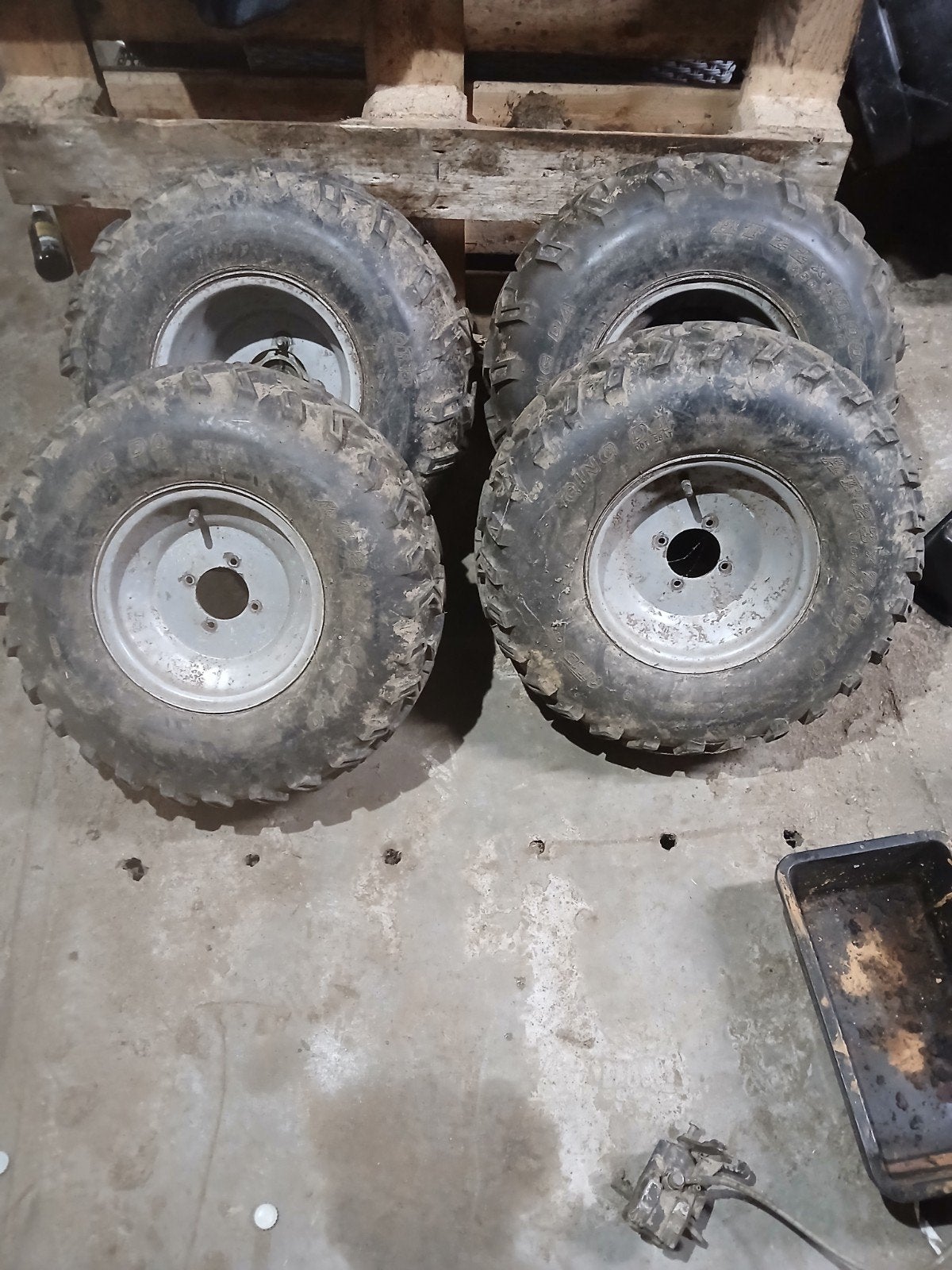 goeie set quad banden, Ophalen, Gebruikt