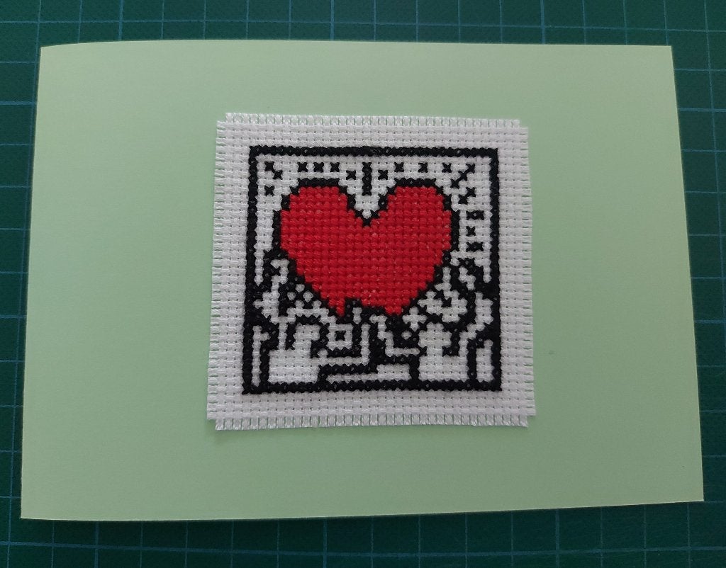 kaart met geborduurd "love" van Keith Haring (2033), Ophalen of Verzenden, Nieuw, Overige thema's
