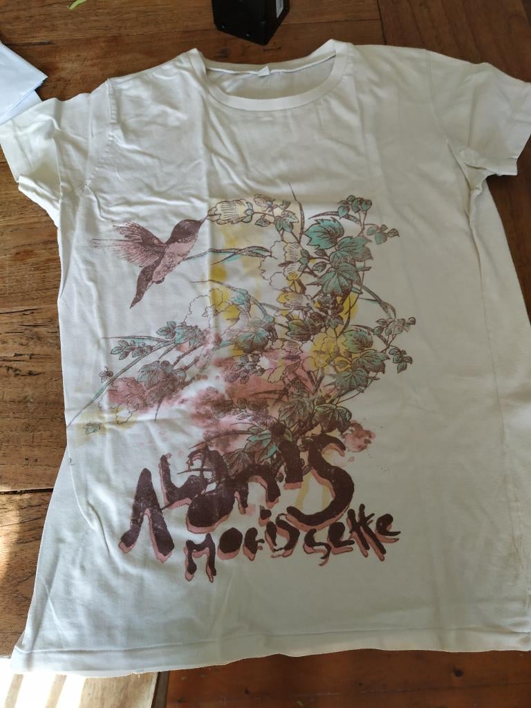 Shirt alanis morissete girly, Kleding | Dames, Maat 38/40 (M), Wit, Ophalen of Verzenden, Korte mouw