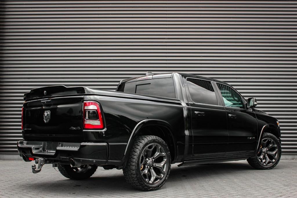 Dodge Ram 1500 5.7 V8 4x4 CREW CAB LIMITED 2020 100DKM / PAN, Auto's, Dodge, Automaat, Gebruikt, 5654 cc, Zwart
