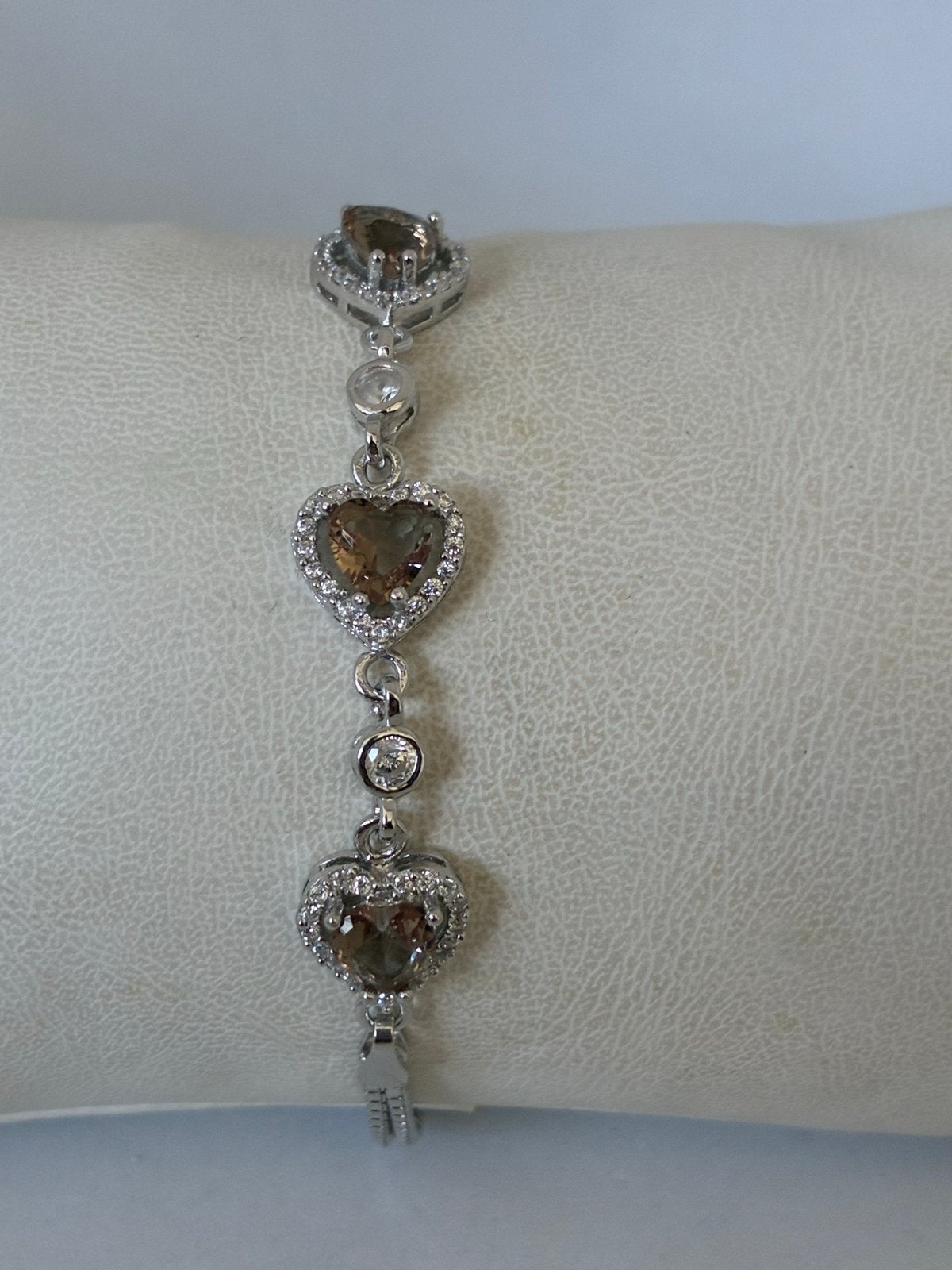Zilver 925 Armband met Labmade Zultaniet Harten (19.5-22.5cm, Zilver en edelstenen, Nieuw, Ophalen of Verzenden, 5646JA