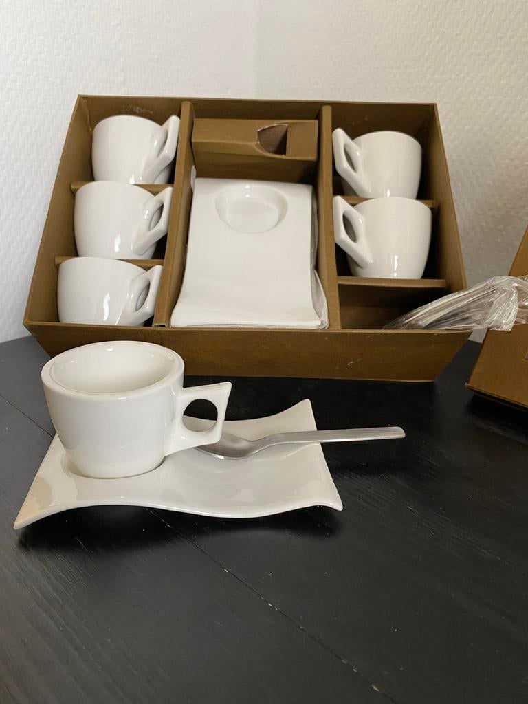 Espresso kopjes set met lepels - oven, magnetron, vaatwasser, Huis en Inrichting, Nieuw, Ophalen of Verzenden, Effen, Kop(pen) en/of Schotel(s)