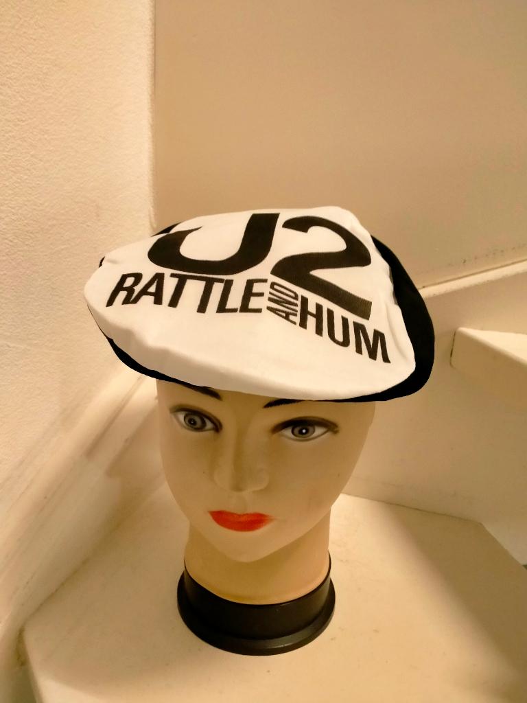 U2 Rattle and Hum vintage logo muziek cap pet RARE Bono Edge, Ophalen of Verzenden, Gebruikt, Kleding