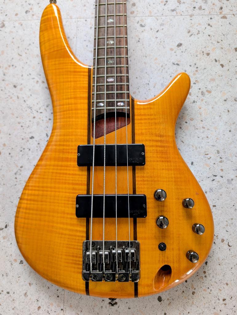 IBANEZ SR 700 Like New, Ophalen of Verzenden, Zo goed als nieuw