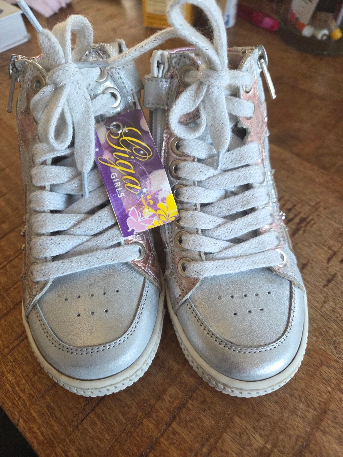 Nieuwe Giga schoenen maat 28 met kaartjes, Meisje, Schoenen, Nieuw, Ophalen of Verzenden