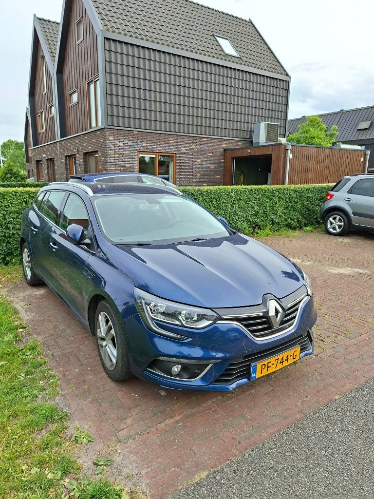 Renault Mégane 1.2 Energy TCe 130pk 2017 Blauw, Auto's, Voorwielaandrijving, Stof, 4 cilinders, Blauw