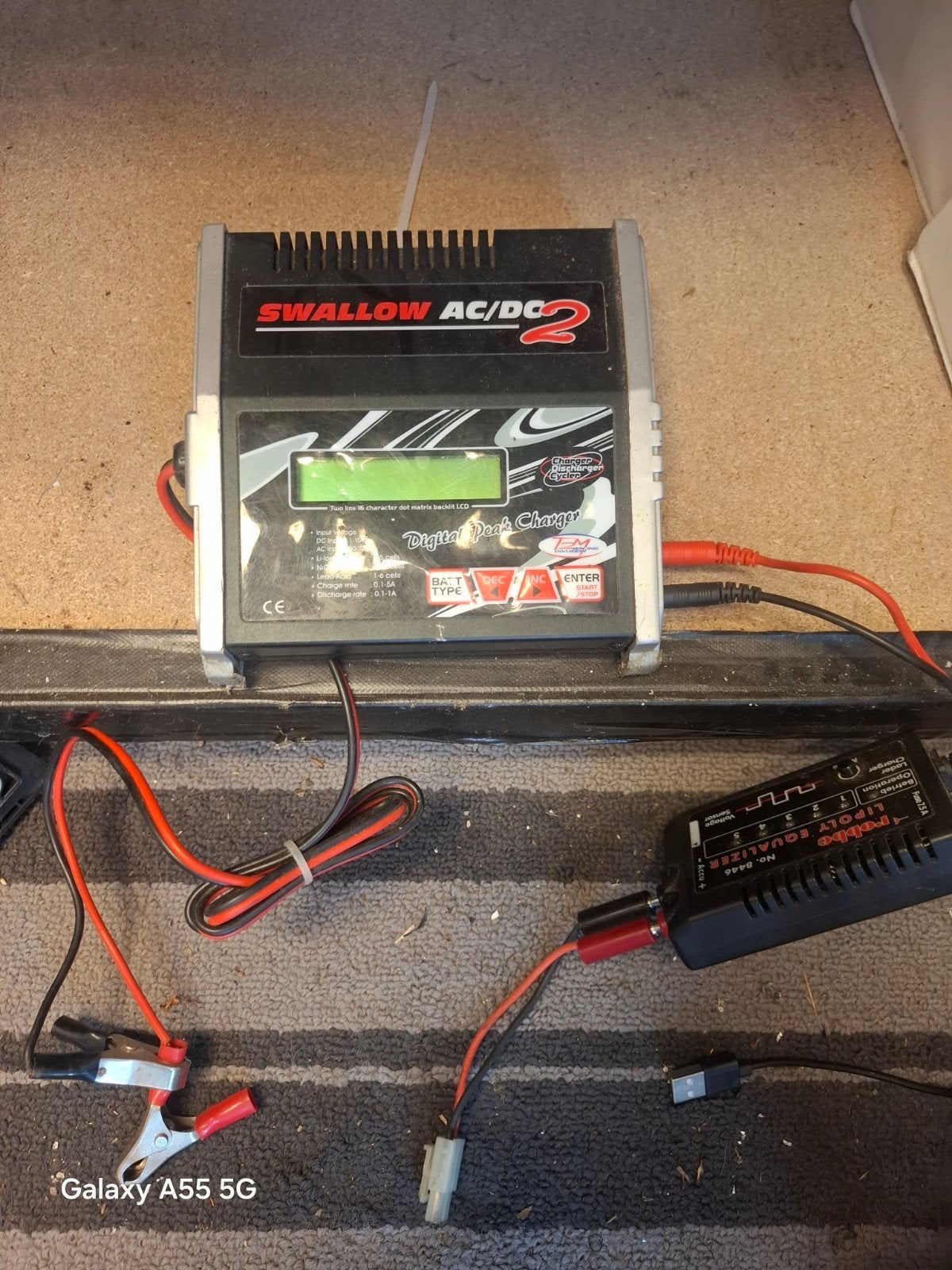 Swallow AC/DC 2 Digital Peak Lader met LiPoly Equalizer, Ophalen, Gebruikt