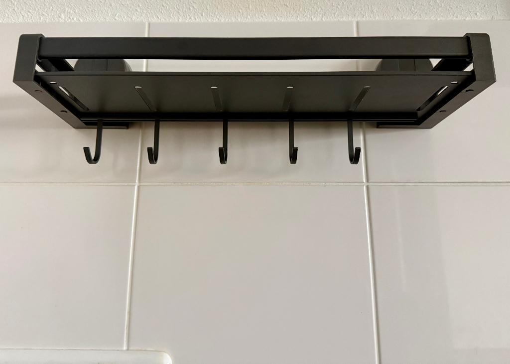 Keuken rekje ophanging met plak-zuignappen. 40bx 14d x 5h., Ophalen, Zo goed als nieuw, Zwart, Overige typen