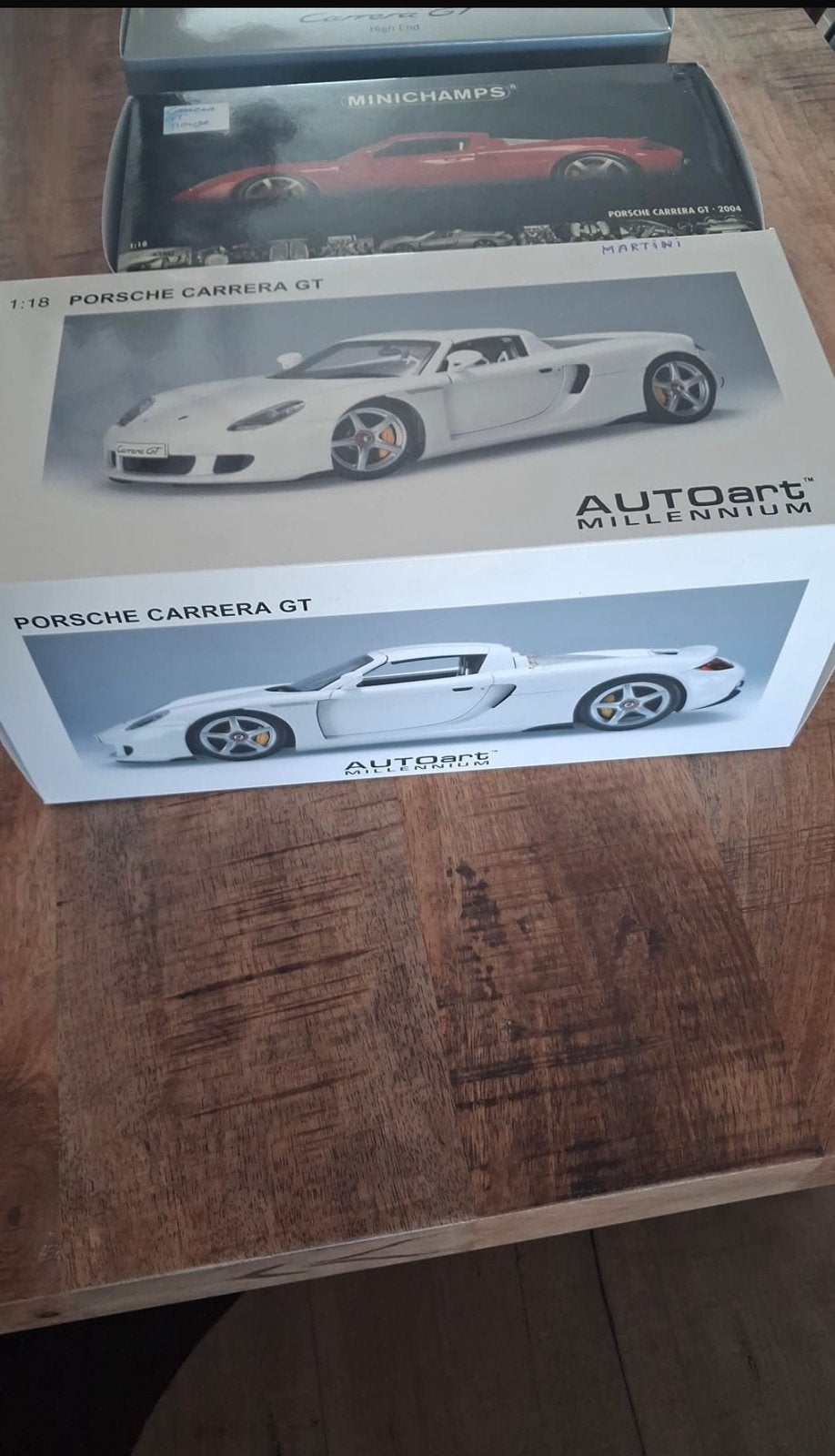 1:18 Autoart porsche carrera GT (kijk fotos), Hobby en Vrije tijd, Ophalen of Verzenden, Nieuw, Autoart