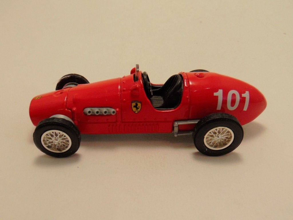 Ferrari 500 F2 1952 Formule 2 - Rood 1:35 Modelauto, Ophalen of Verzenden, Zo goed als nieuw, Auto