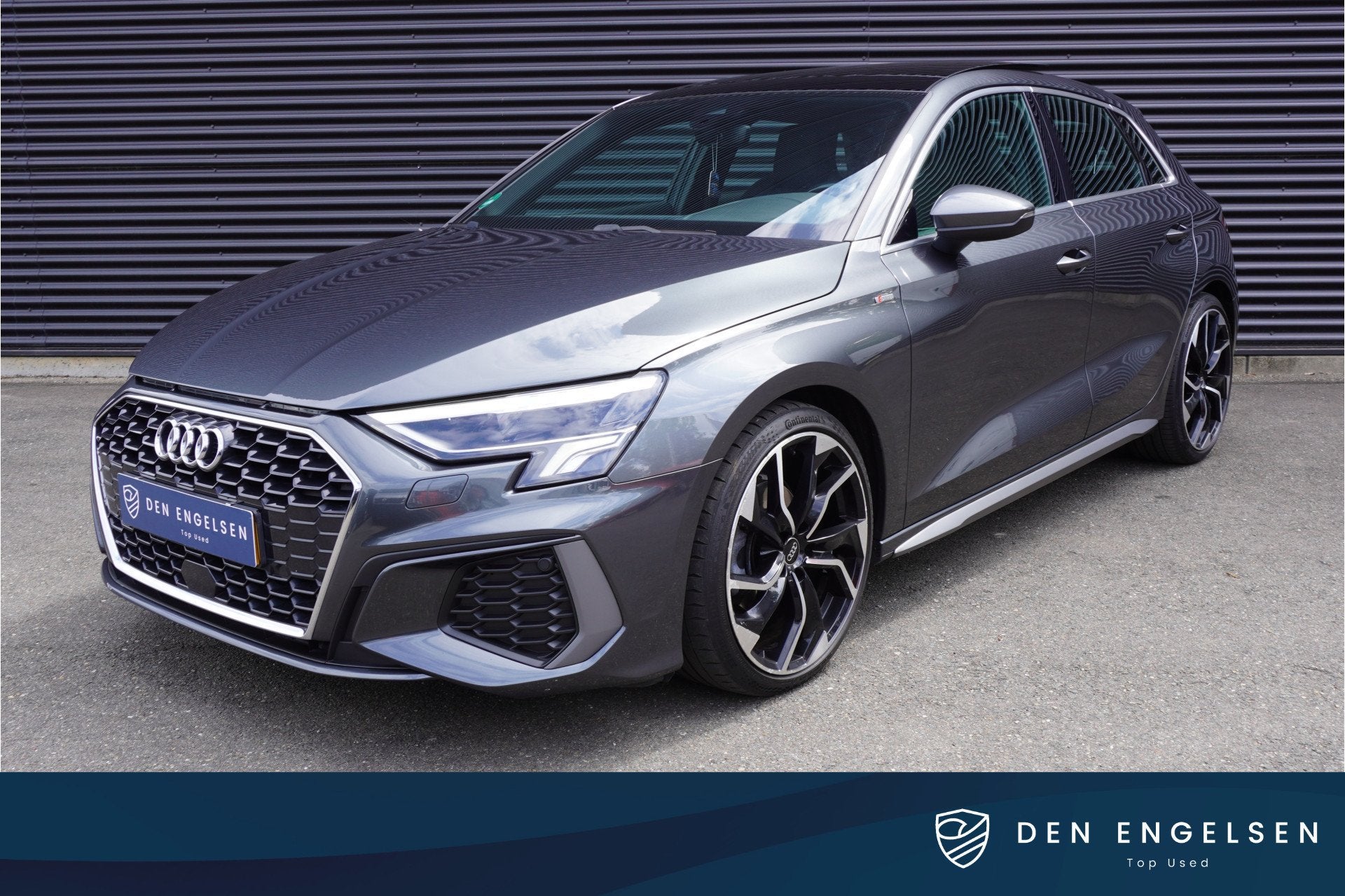 Audi A3 Sportback 30 TFSI S edition ACC Apple Carplay Schuif, Gebruikt, Leder en Stof, 23 km/l, Origineel Nederlands