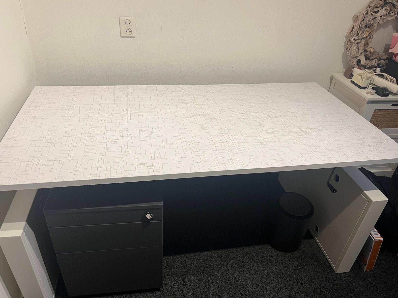 Bureau in hoogte verstelbaar, Zit-sta bureau, 160 cm, In hoogte verstelbaar, Zo goed als nieuw