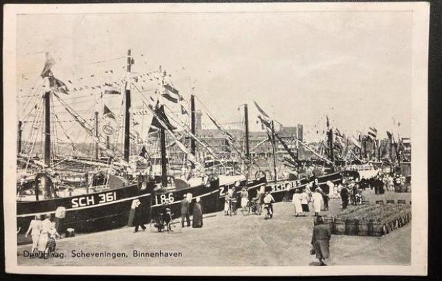 Scheveningen Vlaggetjesdag  Haringtonnen, Ophalen of Verzenden, Zuid-Holland