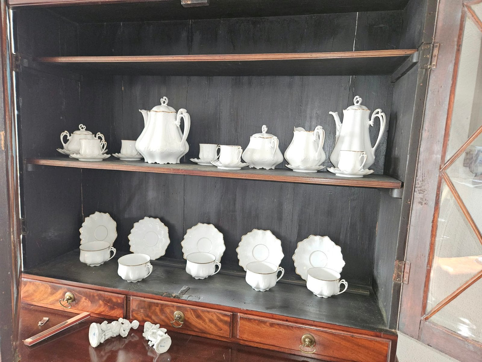 Prachtig antiek servies uit Oostenrijk, Ophalen, Zo goed als nieuw, 25 tot 50 cm, 100 tot 150 cm