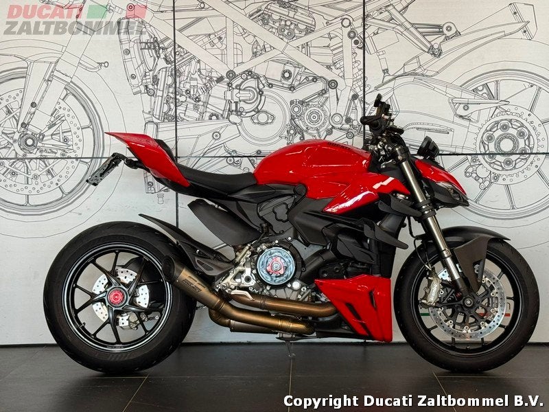 Ducati STREETFIGHTER V2 (bj 2022), Meer dan 35 kW, Overig, 955 cc, Gebruikt