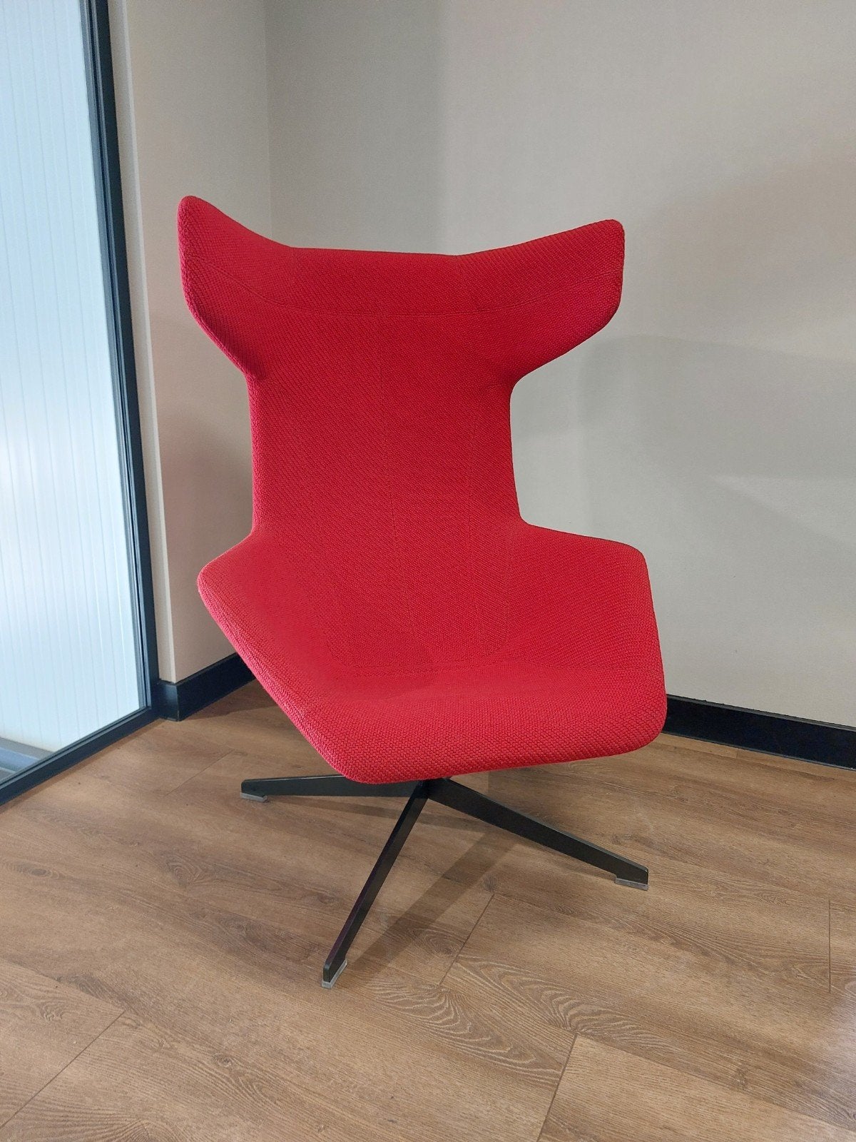Moroso Take A line Fauteuils, Ophalen of Verzenden, Zo goed als nieuw, Rood, Stof