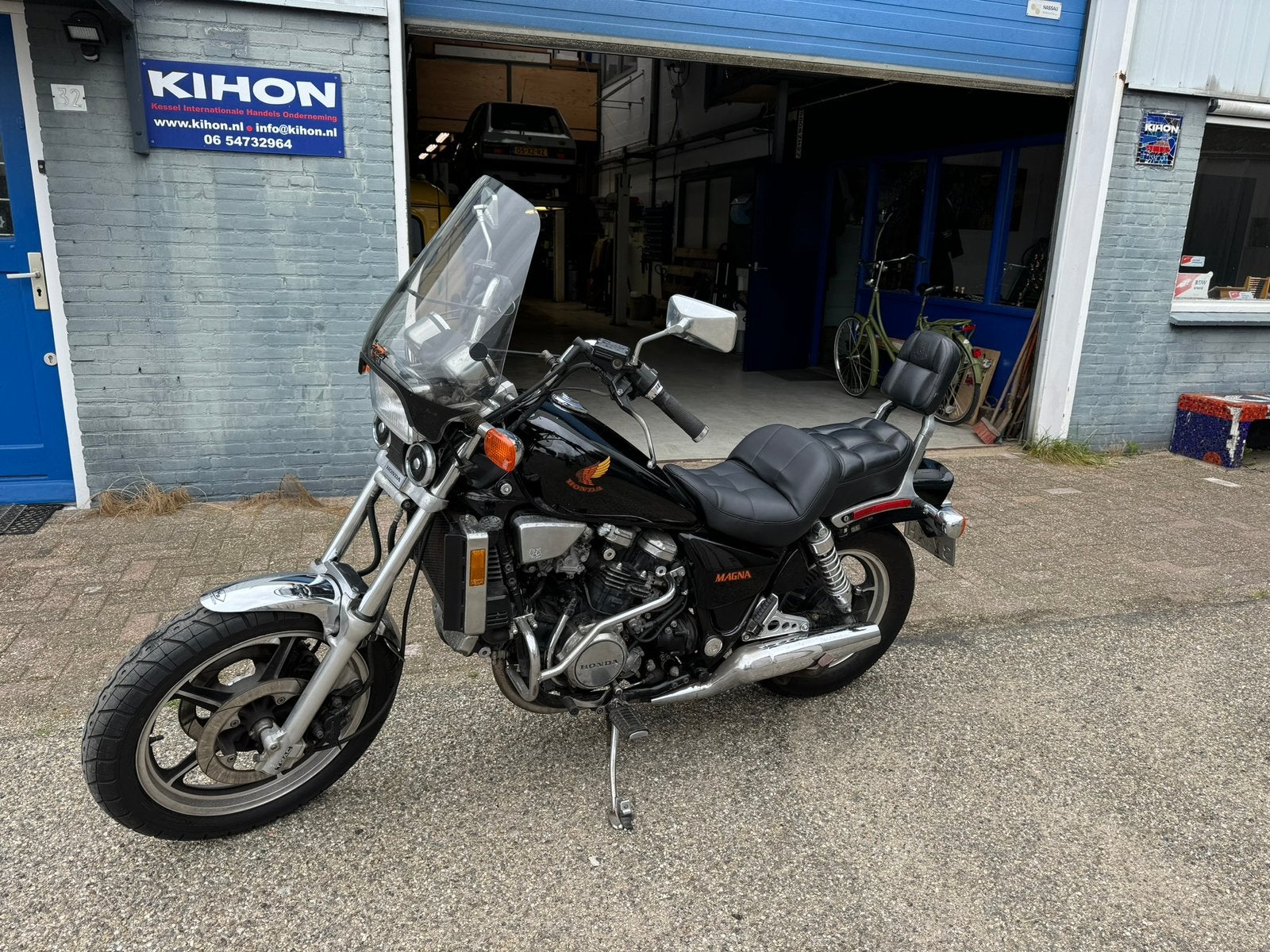 MAGNA 700 1985 IN ONDERDELEN TE KOOP, Ophalen