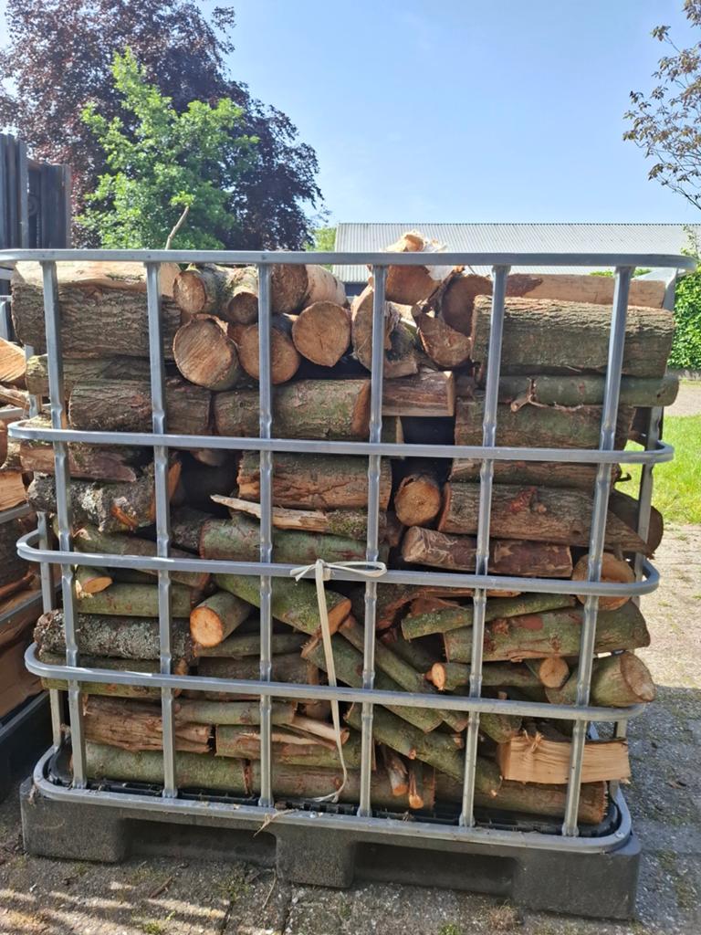 Wilgen hout / haardhout gezaagd en gekloofd, Tuin en Terras, Haardhout, Minder dan 3 m³, Ophalen