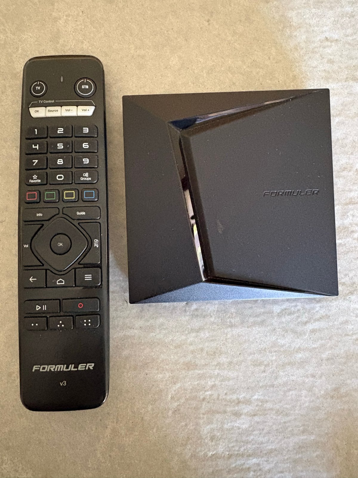 Formuler Z10 Pro Max IPTV Box met HDMI kabel, Ophalen of Verzenden, Zo goed als nieuw, HDMI, Zonder harde schijf