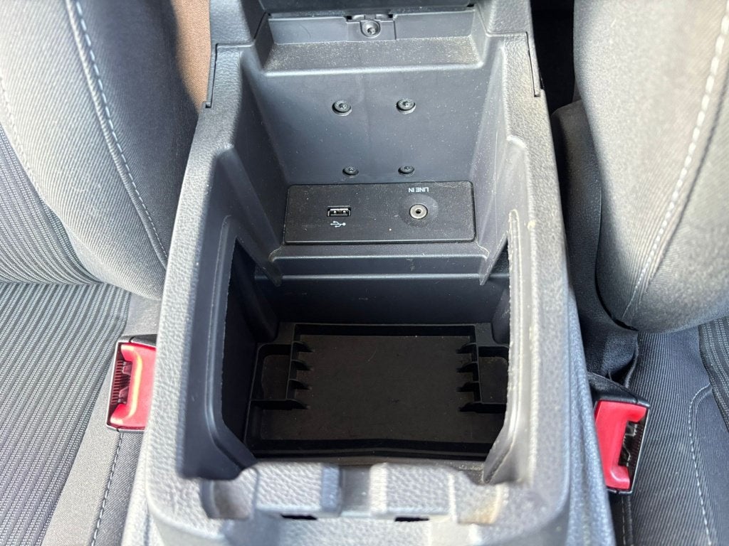 Foto 18 van Ford FOCUS Wagon 1.0 EcoBoost Titanium | trekhaak | 6versn |