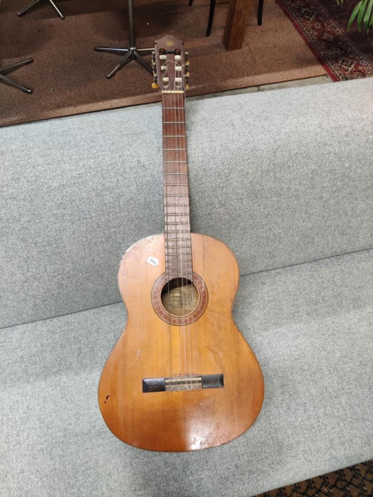 Yamaha G60-A akoestische gitaar, Muziek en Instrumenten, Snaarinstrumenten | Gitaren | Akoestisch, Ophalen, Klassieke of Spaanse gitaar