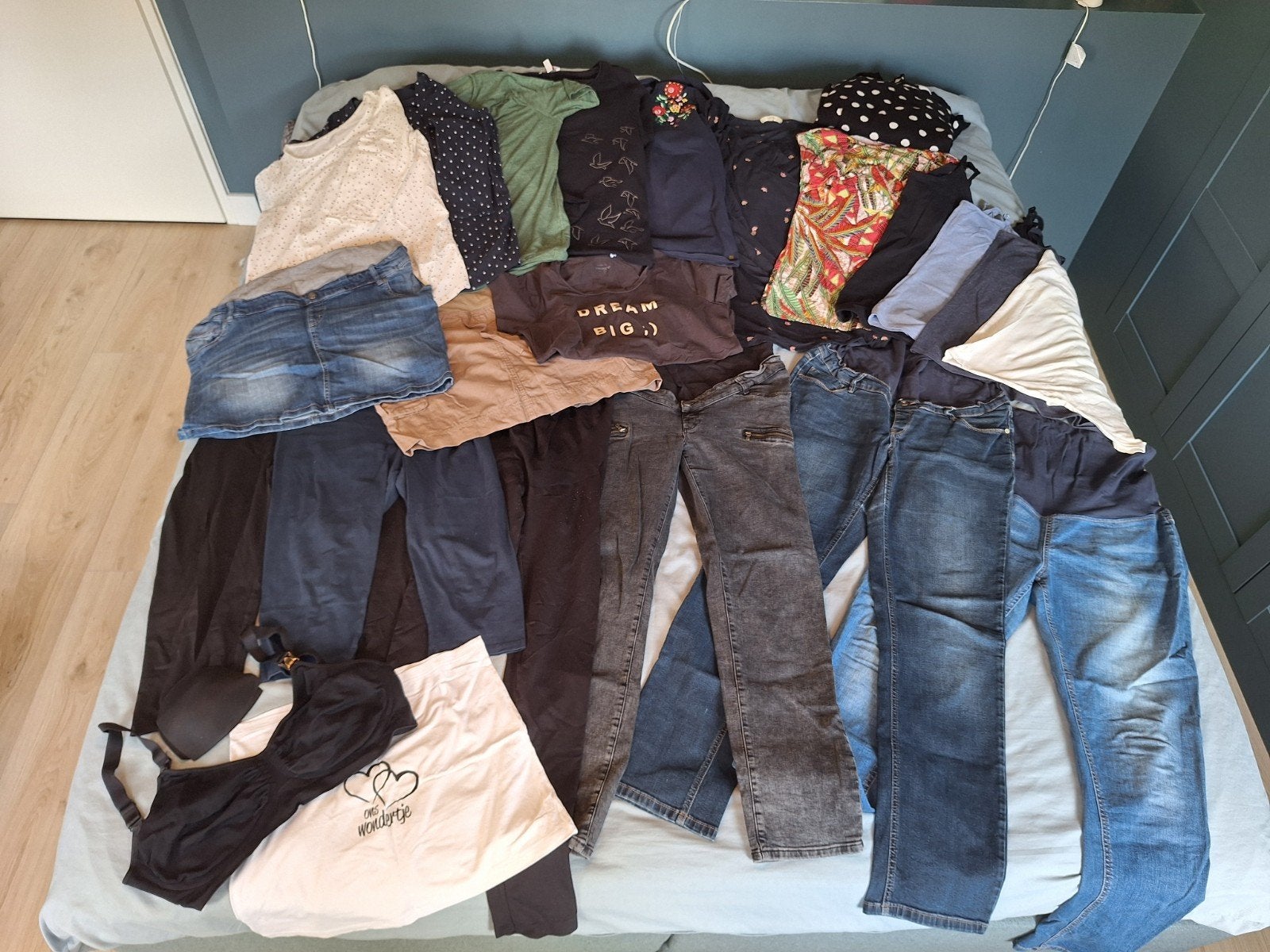 Groot pakket zwangerschaps- en borstvoedingskleding (23 st.), Kleding | Dames, Positiekleding, Ophalen of Verzenden, Gedragen