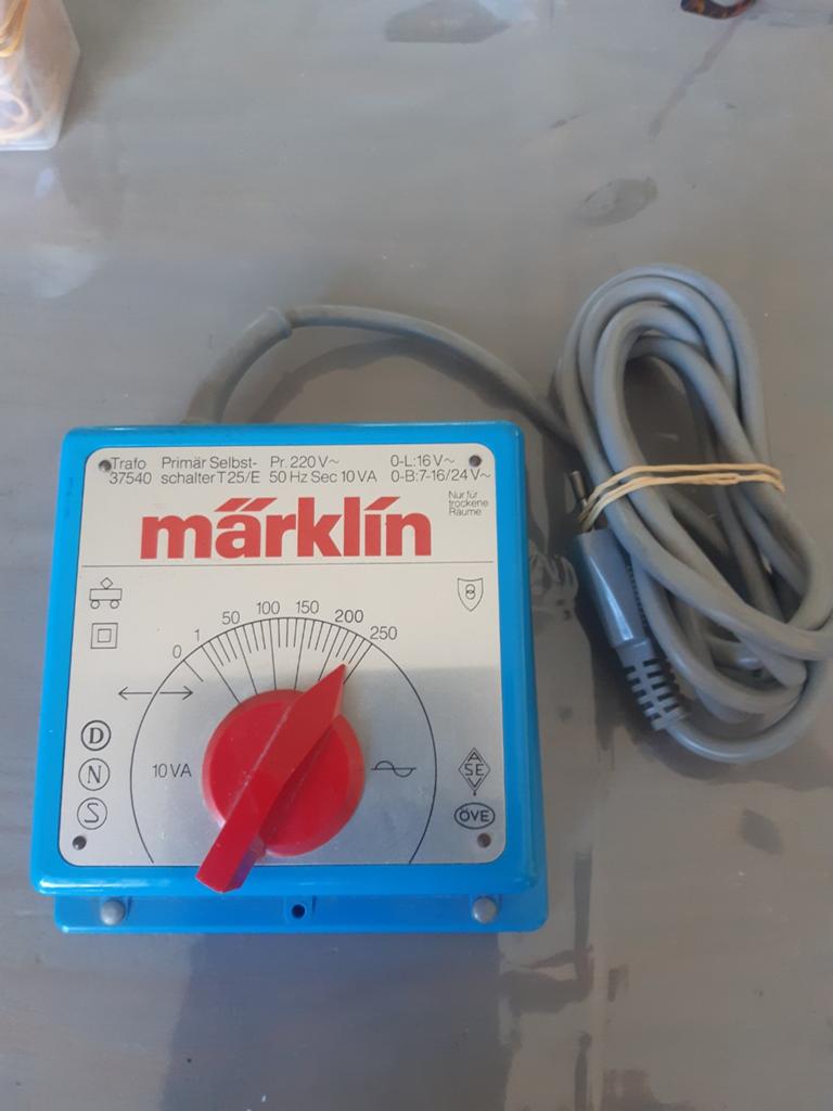 Marklin transformator, Hobby en Vrije tijd, Modeltreinen | H0, Ophalen of Verzenden, Zo goed als nieuw, Märklin, Transformator of Voeding