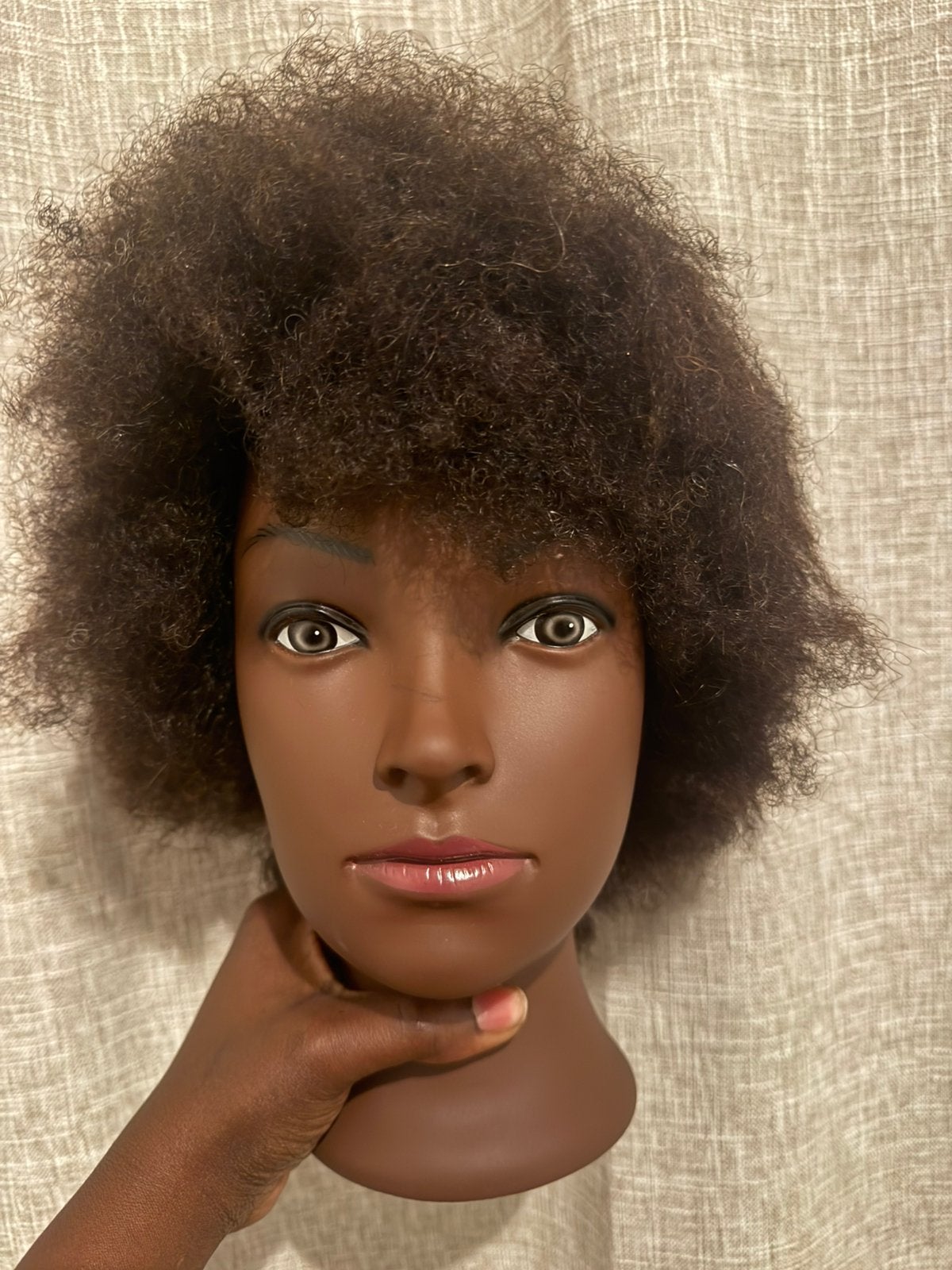 Oefenhoofd met afro pruik - Kappers oefenpop, Ophalen of Verzenden, Gebruikt, Pruik of Haarverlenging