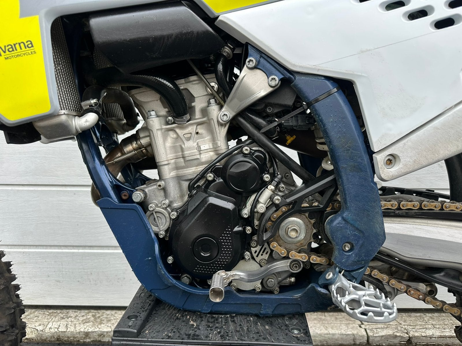Husqvarna FC250 2023 62,6 uur! KTM SXF 250, Motoren, 250 cc, Occasion, Bedrijf, Crossmotor